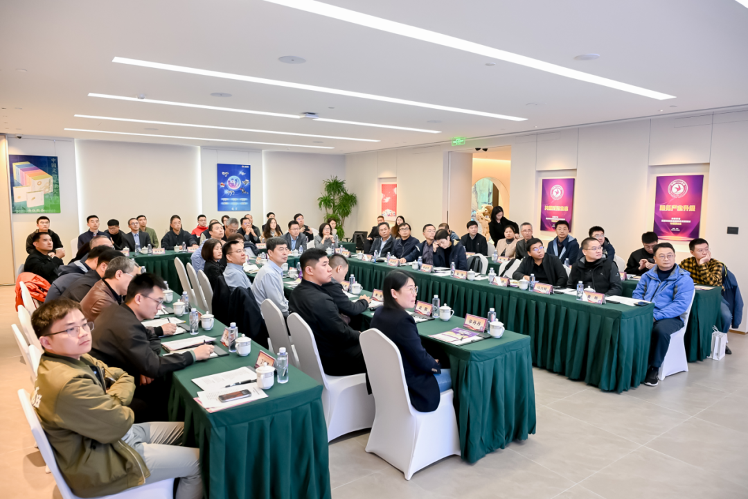 前瞻·啟迪 “出版行業(yè)按需印刷應(yīng)用前景及問題探討專題研討會(huì)”成功舉辦(圖2)